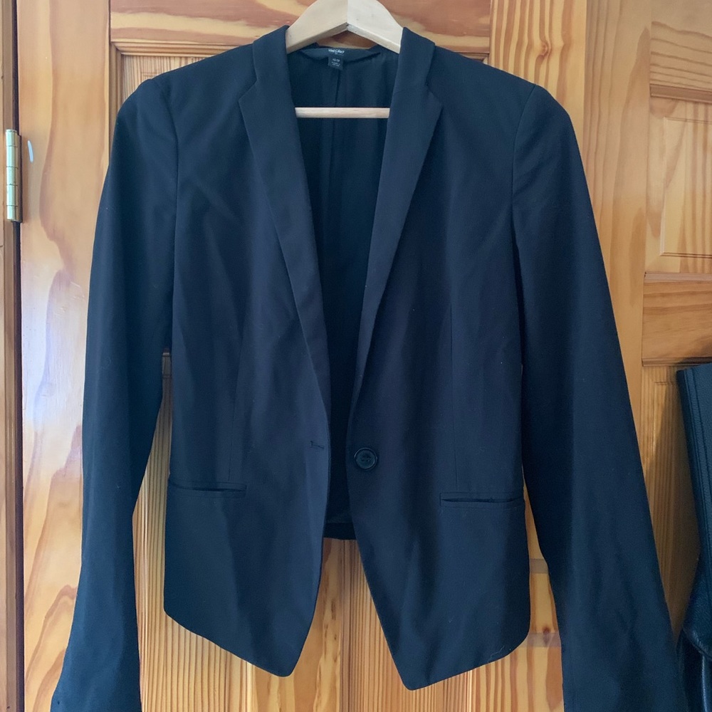 black tuxedo style blazer